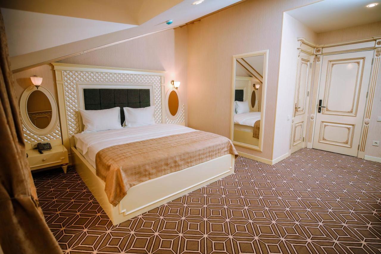 Krone Hotel バクー エクステリア 写真