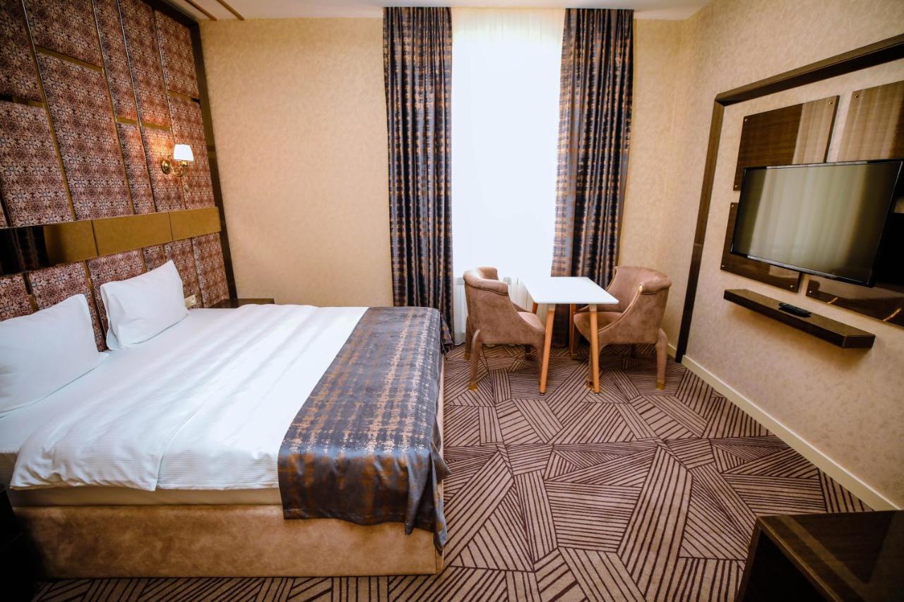Krone Hotel バクー エクステリア 写真