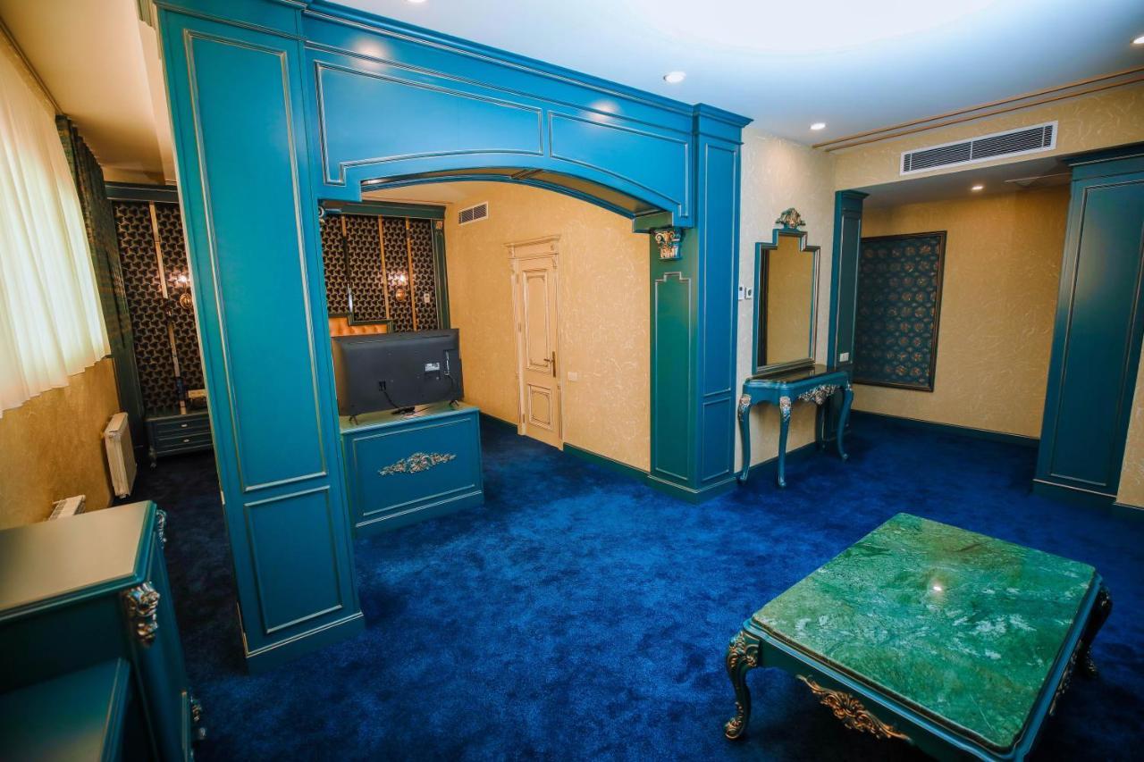 Krone Hotel バクー エクステリア 写真