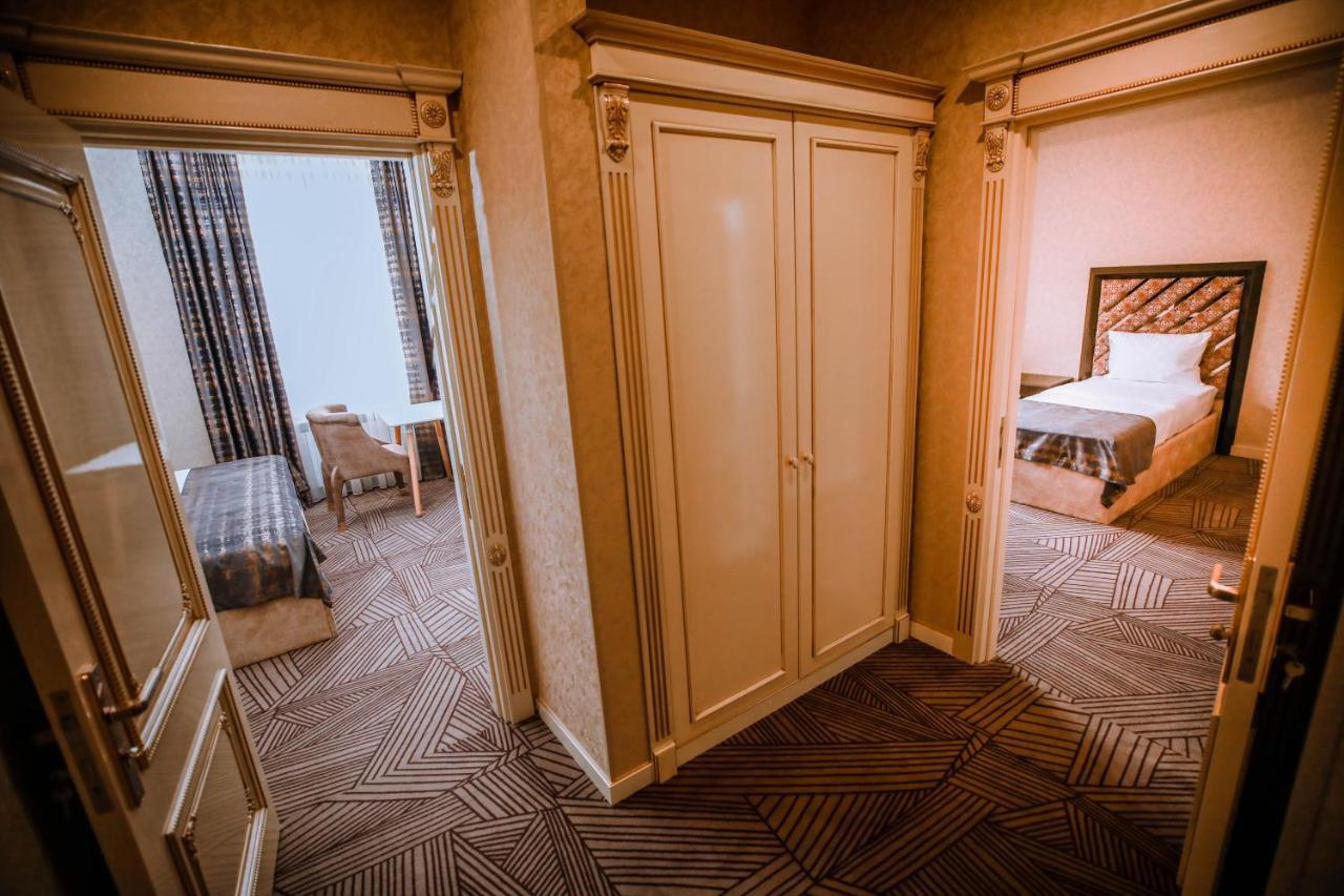 Krone Hotel バクー エクステリア 写真