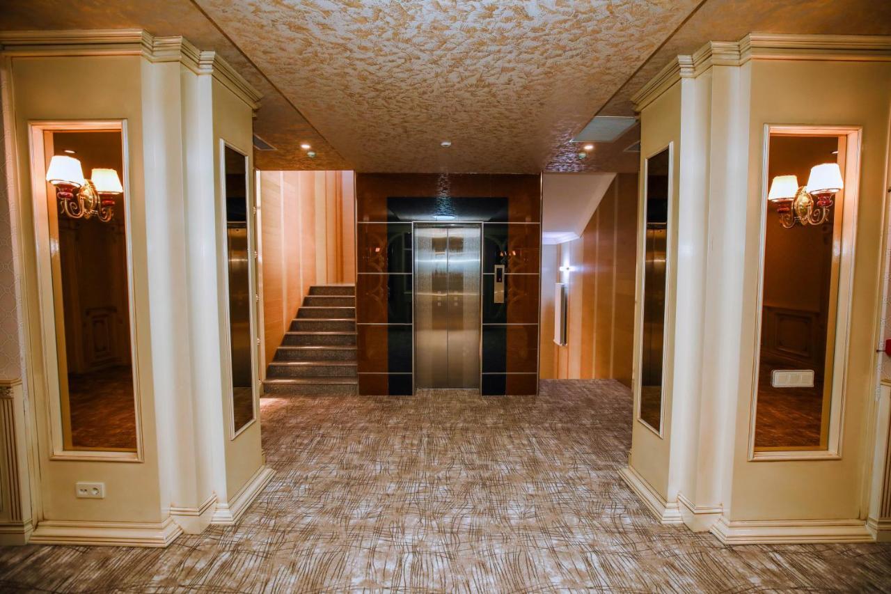 Krone Hotel バクー エクステリア 写真