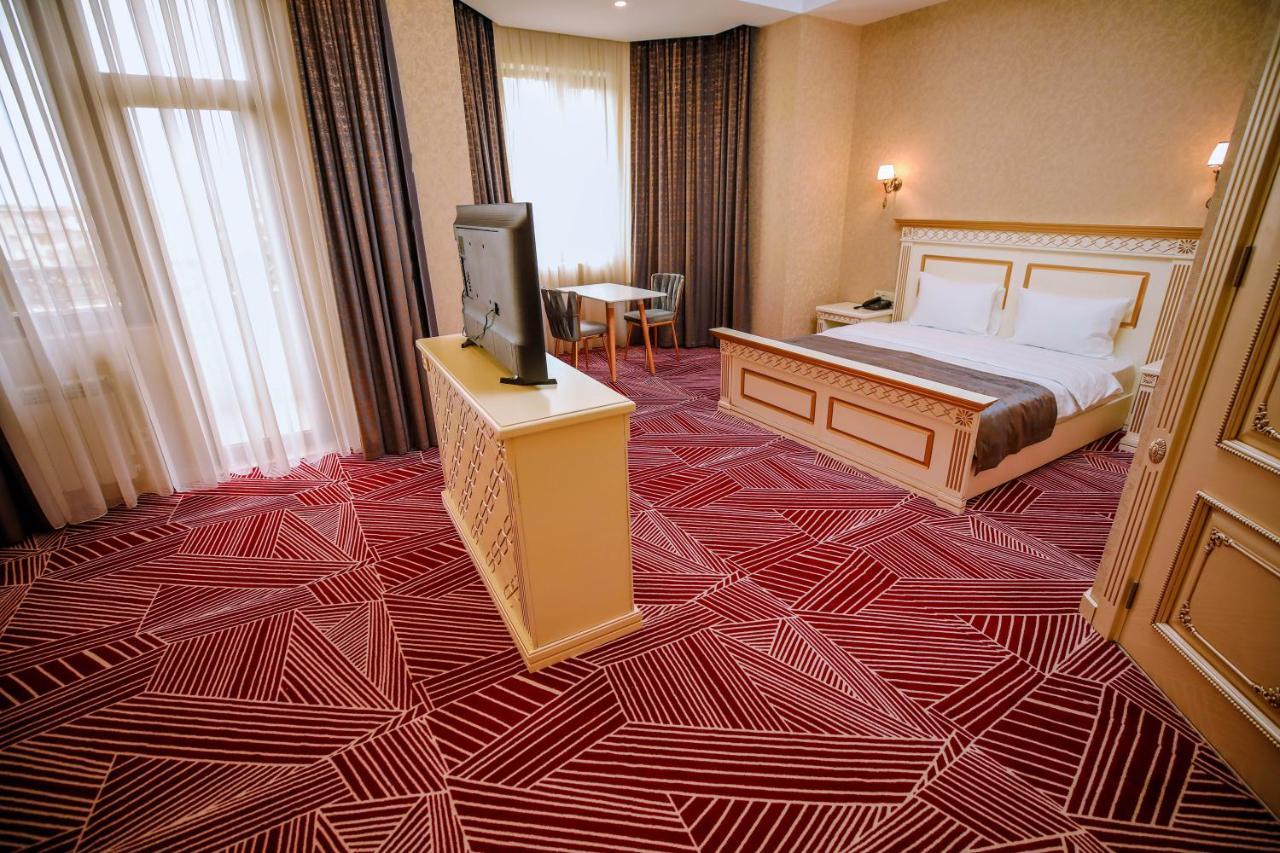 Krone Hotel バクー エクステリア 写真