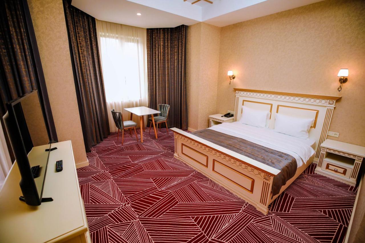 Krone Hotel バクー エクステリア 写真